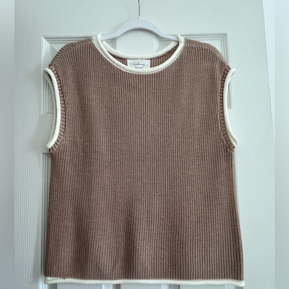 Brown Sleeveless Knit Top with White Trim